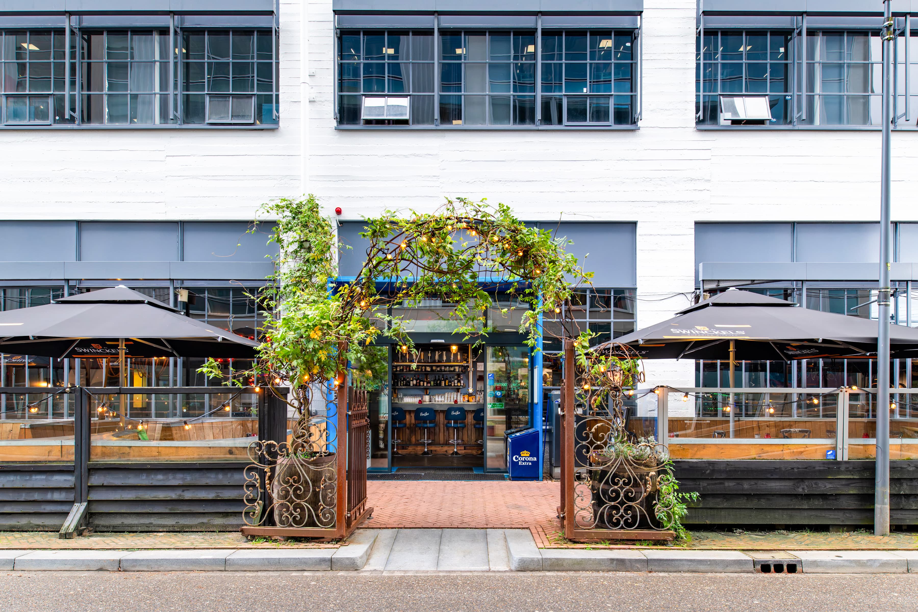 Blue Collar Café — Borrel in Eindhoven