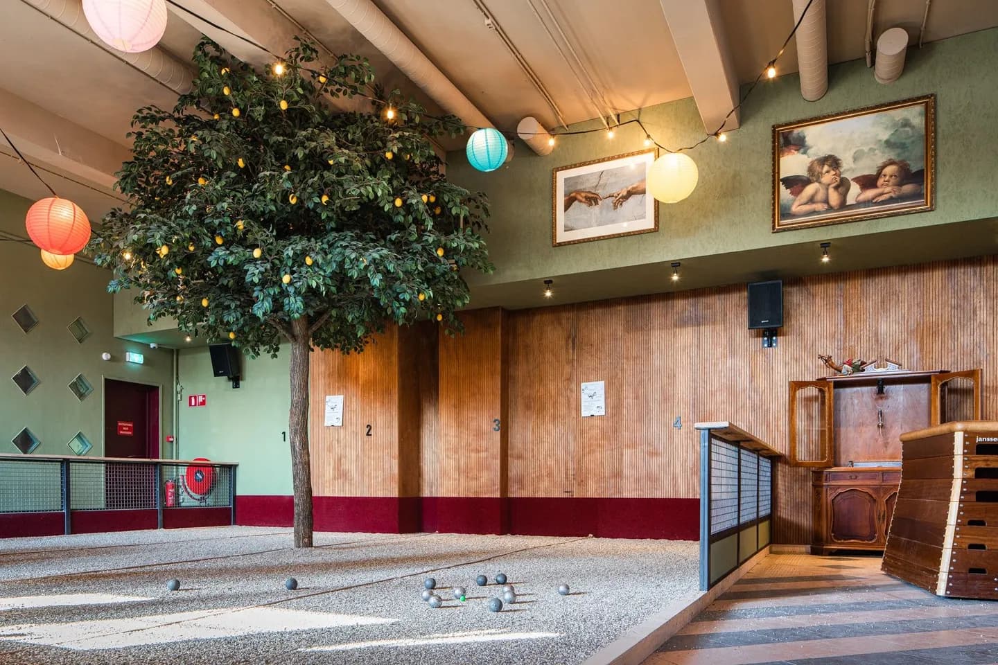 Mooie Boules Eindhoven — Borrel in Eindhoven